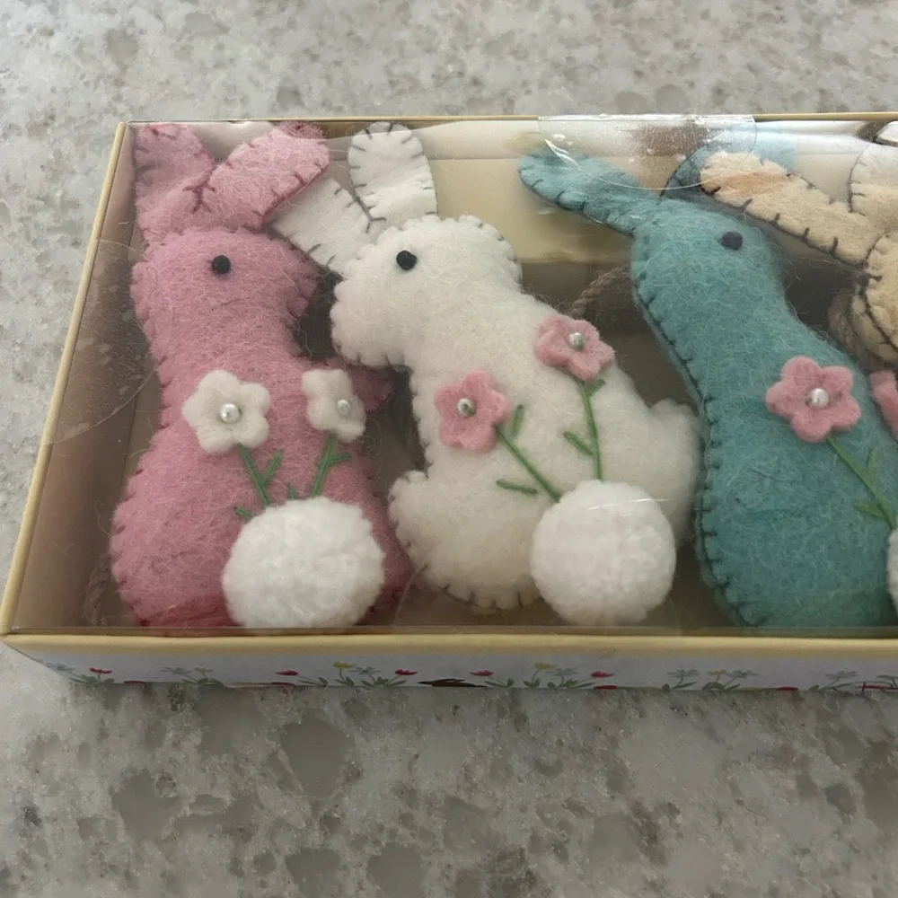 Cottontail Lane delightful multicolor